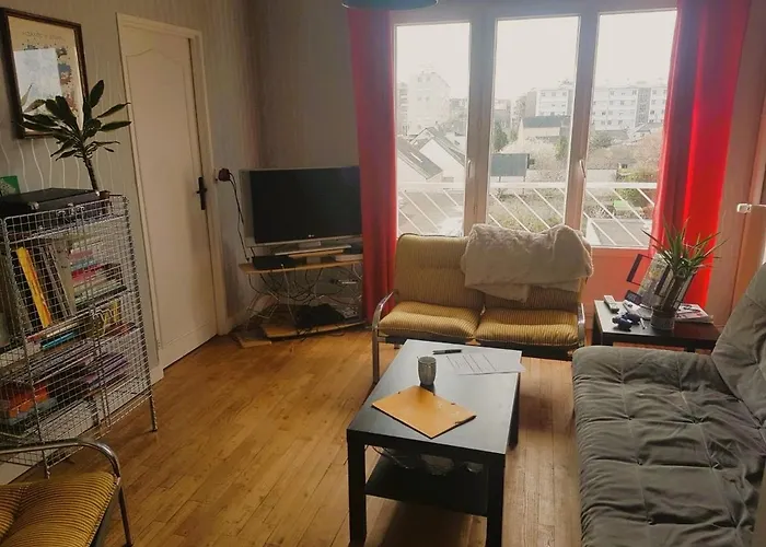 Chambre Privee Dans Un Quartier Calme